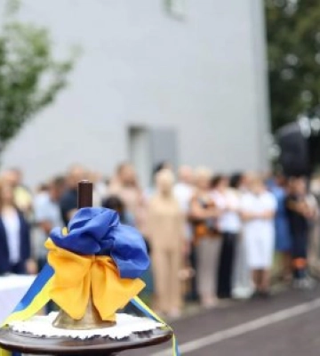 Вдесяте від імені чеських партнерів Володимир Чубірко привітав школярів 3-ї школи в Ужгороді з Днем знань