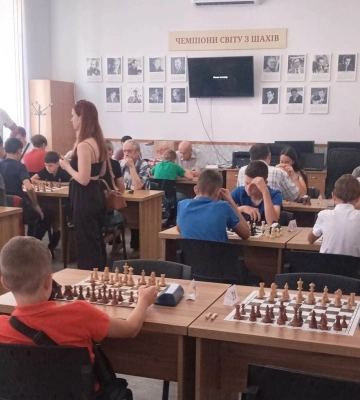 Визначили кращих на відкритому чемпіонаті Мукачева зі швидких шахів