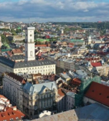 Добудова школи й термомодернізація міських лікарень: Львів отримав гранти на три проєкти від Європейського інвестиційного банку