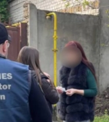 На лаві підсудних опинилася медсестра з Херсона, яка передавала представнику фсб рф інформацію про Сили оборони