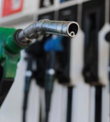 Українську мережу АЗС оштрафували на 340 тисяч грн за неякісне пальне