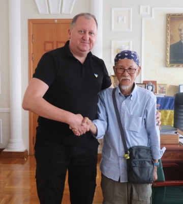 Легендарний японський волонтер відкриє безкоштовне кафе в Сумах