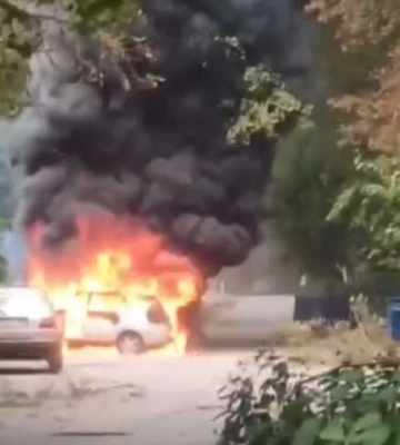 В Донецке снова громко. Над городом поднимается густой дым
