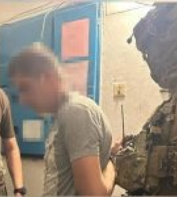 СБУ затримала двох членів злочинного угруповання, які погрожували свідкам за їхні заяви на раніше затриманих бандитів