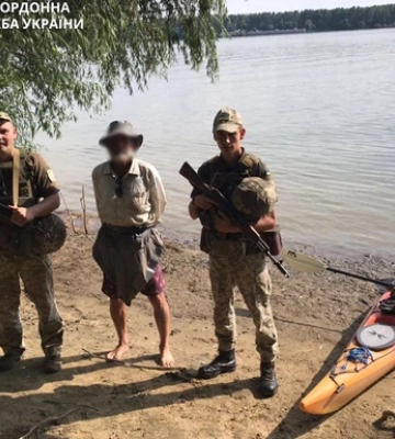 На Одещині американець на каяку випадково перетнув український кордон