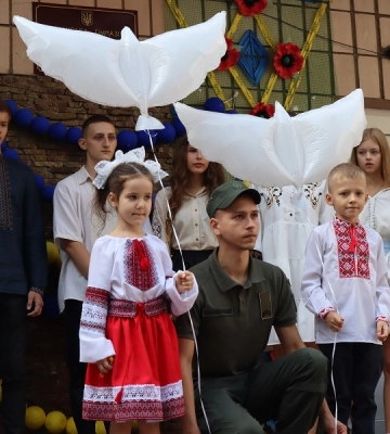 Нацгвардійці провели дітей загиблих побратимів у перший клас