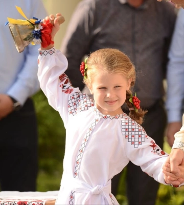 Відомо, скільки першокласників пішли до школи у Рівному