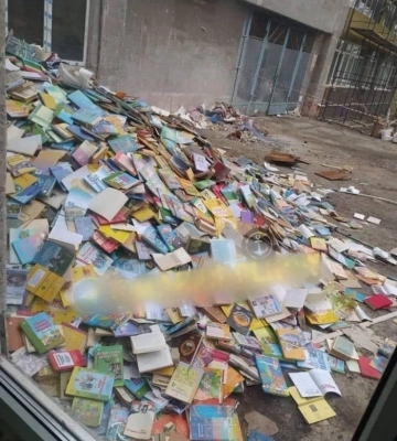 У Маріуполі російські окупанти знищили 180 тисяч книжок та чотири бібліотеки, — міська рада