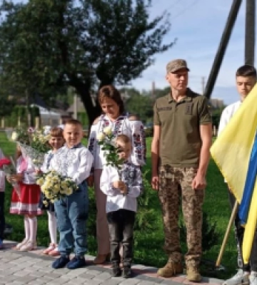 Військові Львівського обласного ТЦК взяли участь у заходах до Дня знань (ФОТО)