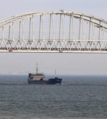 Британська розвідка розповіла, як РФ намагається захистити від атак Кримський міст