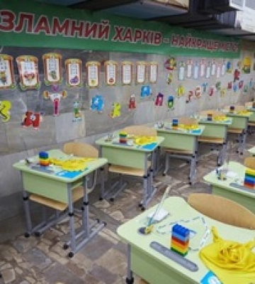 Підземна школа: як виглядають навчальні класи на станціях метро у Харкові