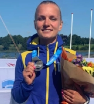 Веслувальниця з Рівненщини виборола дві нагороди Чемпіонату світу з веслувального марафону-2023