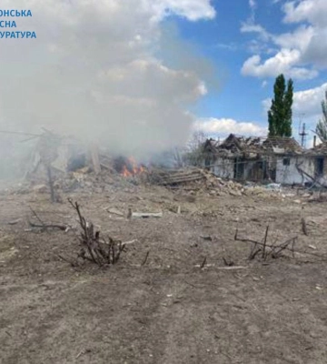 Росіяни скинули авіабомби на село поблизу Каховської ГЕС: є загиблий та поранені (ФОТО)