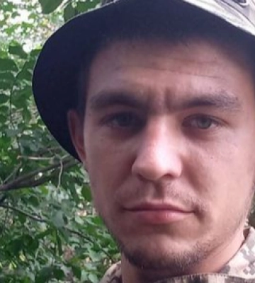 Місяць не дожив до 24 років: дружина полеглого захисника з Волині просять присвоїти йому звання Героя України