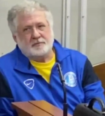 Коломойський прибув до суду для обрання запобіжного заходу