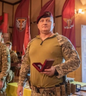 Чернівецькі десантники отримали нагороди з нагоди Дня створення військової частини