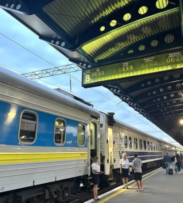 “Укрзалізниця” запустила ще один потяг до Польщі