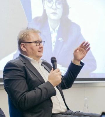 Тарас Качка: “Я згоден з тим, що нова Україна будується, в регіонах, на місцях”