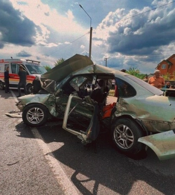 Жахлива ДТП на Рівненщині: одна дитина загинула, три – постраждали