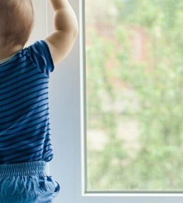 В Одесі маленька дитина випала з вікна багатоповерхівки