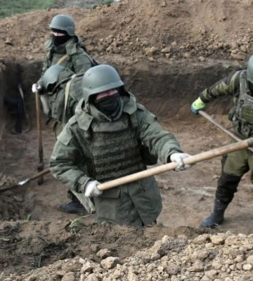 ВСУ наступают, рашисты роют окопы за Мелитополем и готовятся оборонять Крым (видео)