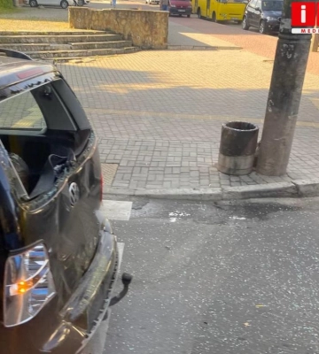 У Рівному на Київській не розминулись два легковики (ФОТО)