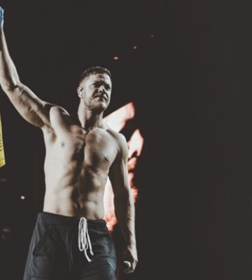 На концерті Imagine Dragons фанатці заборонили розгорнути прапор України