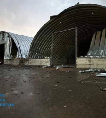 Прокуратура показала фото последствий атаки «Шахедов» в Одесскую область