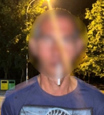 У Києві чоловік у туалеті парку намагався зґвалтувати 12-річного хлопчика