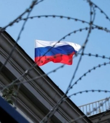 Неожиданное действие санкций: эксперты объяснили, почему в России начался топливный кризис