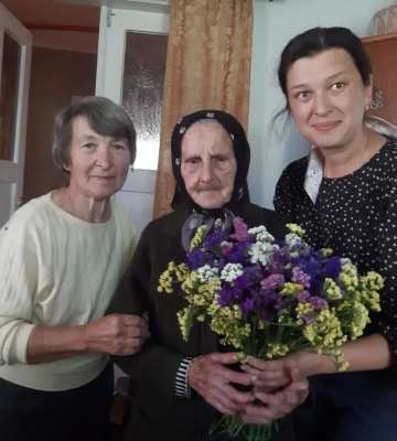 Рівненщина: Довгожителька відзначила 99-й день народження