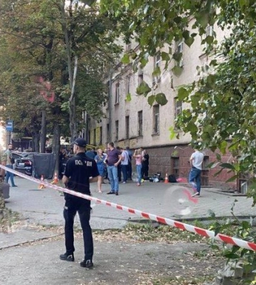 Стрельба в Днепре: дети знали, что отец был нетрезв, — экс-супруга погибшего (видео)