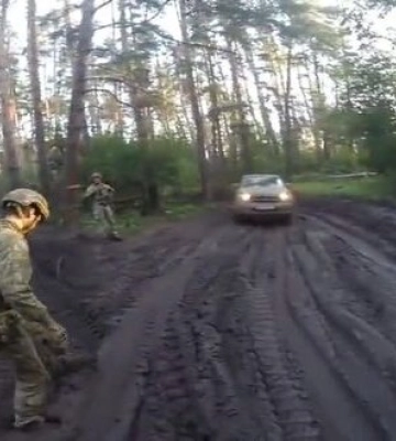 Важкі умови бійців, у яких доводиться воювати з окупантами під Кремінною. ВIДЕО