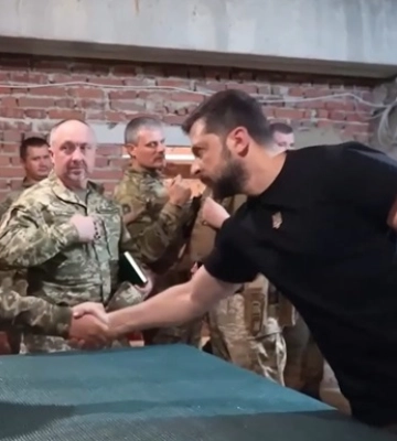 Зеленский посетил боевые бригады в Донецкой области