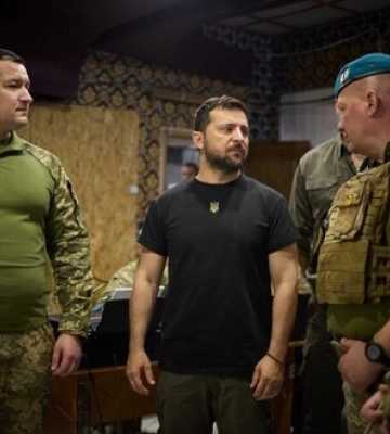 Зеленский посетил бригады, которые защищают Украину на Донецком направлении. ВИДЕО+ФОТОрепортаж