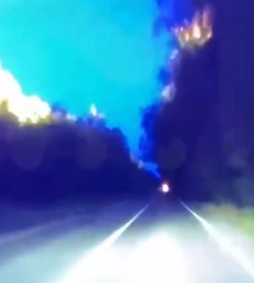 «Бавовна» в Росії: удар дрона потрапив на відео