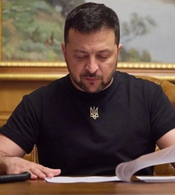 Зеленский подписал закон об изменении административно-территориального устройства Крыма