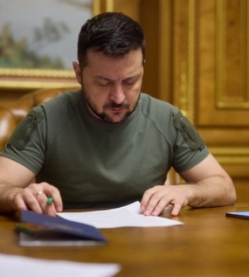 Зеленський підписав закон про адміністративний устрій Криму