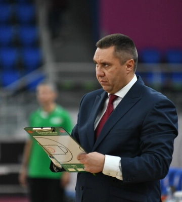Валерий ПЛЕХАНОВ: «Никто не хотел ехать в прифронтовой город»