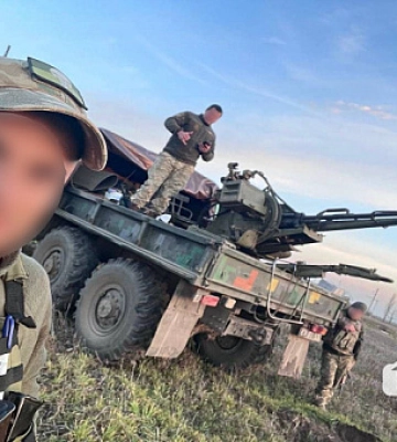 Криворізькі волонтери продовжують збирати кошти на квадрокоптер для військових