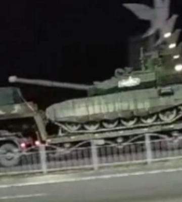 Оккупанты перебрасывали танки Т-80 в сторону Бердянска