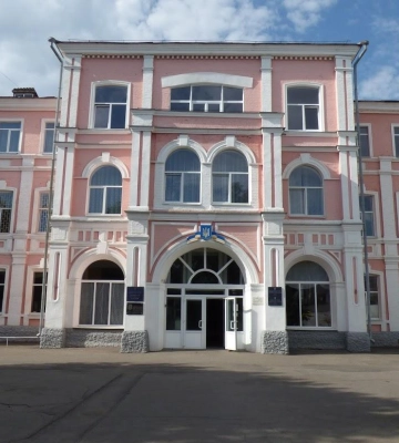 У Полтаві ймовірно замінували політехнічний коледж