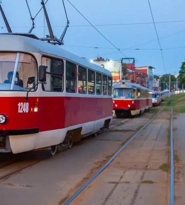 З якими змінами курсує електротранспорт в Дніпрі 27 серпня