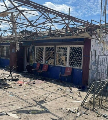Снаряд влучив у кафе: унаслідок ворожих обстрілів на Харківщині загинуло двоє осіб