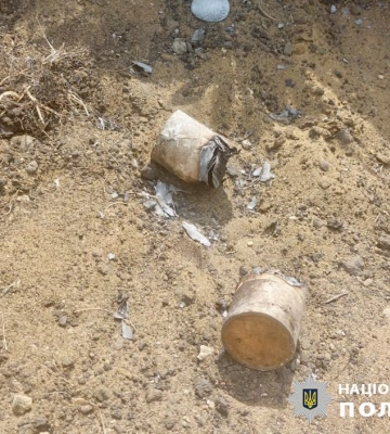 На Одещині підлітки підпалили вибухонебезпечний предмет, бо думали, що це салют: їх госпіталізували з опіками рук і обличчя