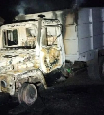 Окупанти вночі обстріляли Дніпропетровщину: на агропідприємстві зайнялась пожежа