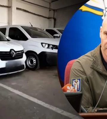 Київська громада передала Мінборони автівки для саперів