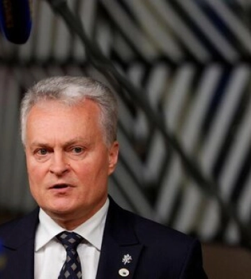 Снабжение оружия странами Запада тормозит коррупция в Украине, - Науседа