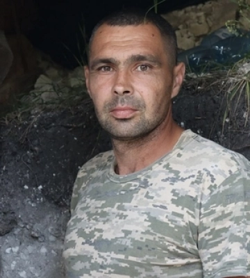 «Лупитимемо ворога без жалю»: «Муляр» з 100-ї бригади облаштував бійницю на передовій 