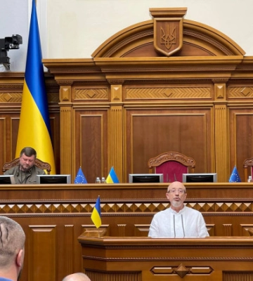Рада поддержала увольнение Резникова с должности министра обороны